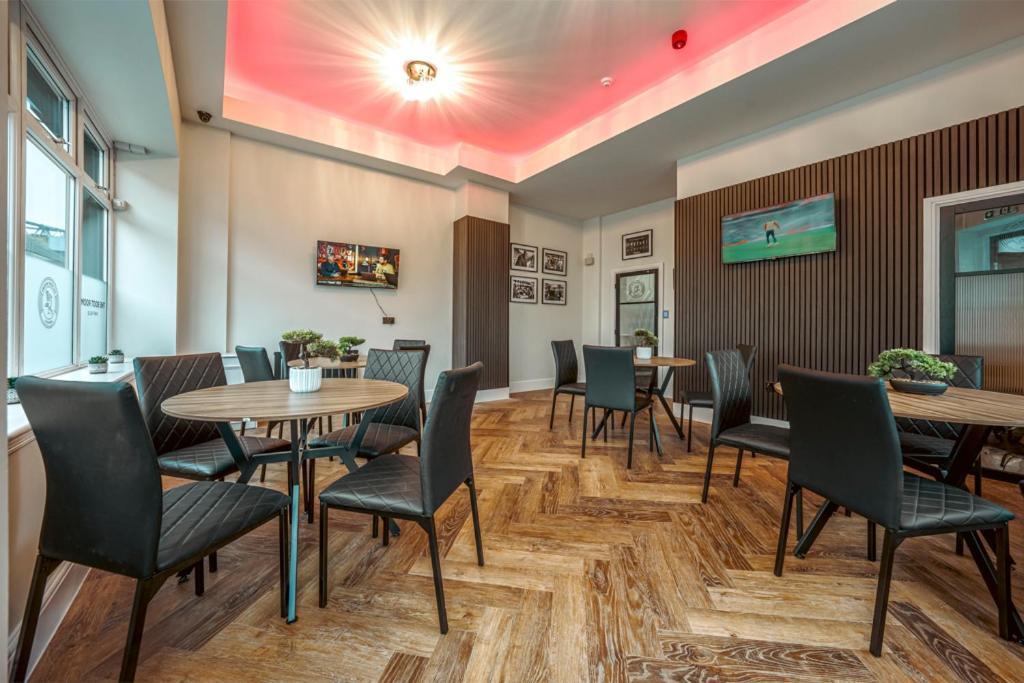 The Boot Rooms Anfield Liverpool Extérieur photo